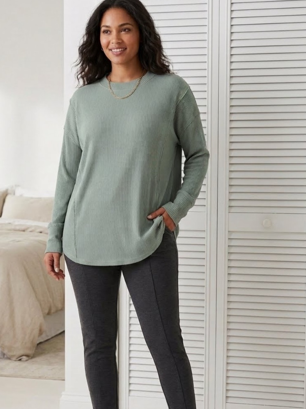 Knox Rose Sage Green Ribbed Crewneck Tunic Top Size Medium